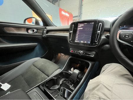 2022 Volvo XC40 2022 VOLVO XC40 EV RECHARGE ULTIMATE AUTOMATIC / CRUISE CONTROL / 360° CAMERA / ELECTRIC MEMORY & HEATED SEATS / PANORAMIC SUNROOF €27,950 thumbnail