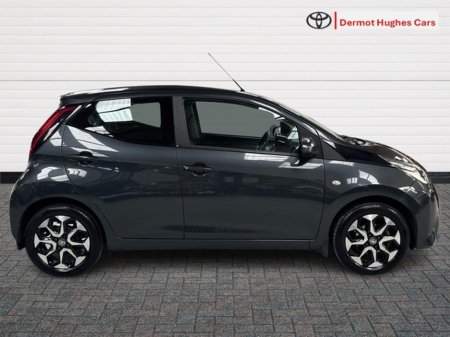 2021 Toyota Aygo - thumbnail 3