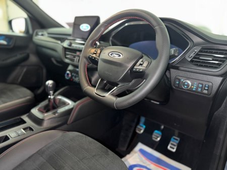 2023 Ford Kuga St-line X 5D 1.5TD120 S6.2 M6 thumbnail