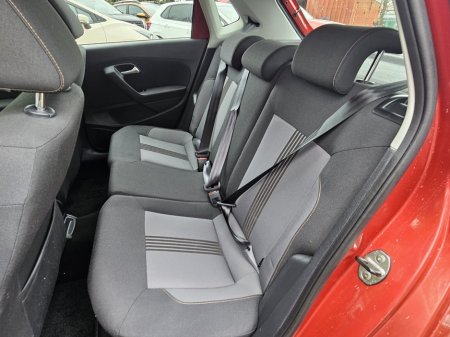 2016 Volkswagen Polo - thumbnail 23