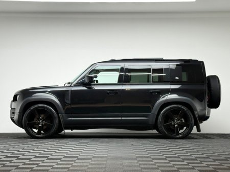 2020 Land Rover Defender - thumbnail 4