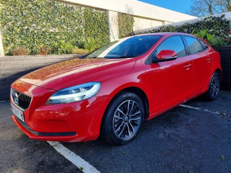 2018 Volvo V40 1.5 T2 / PETROL AUTO / TAX €280