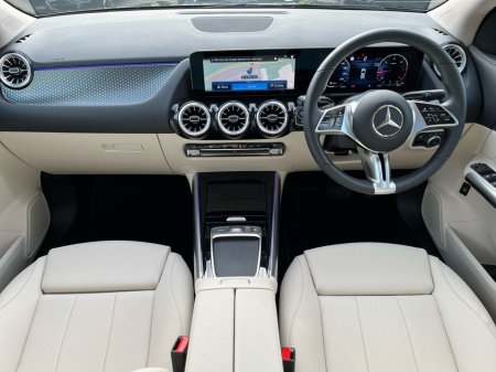 2025 Mercedes-Benz GLA Class - thumbnail 10