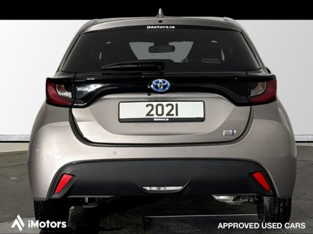 2021 Toyota Yaris COMING SOON Hybrid Automatic X €15,800