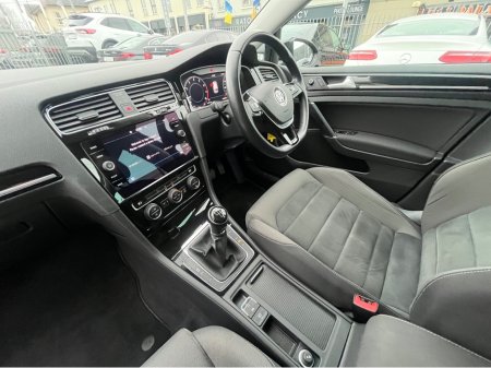 2019 Volkswagen Golf - thumbnail 28