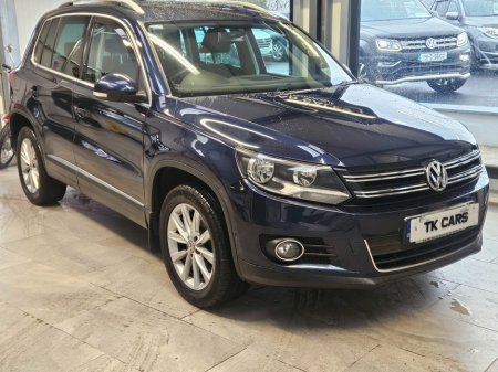 2013 Volkswagen Tiguan - thumbnail 1