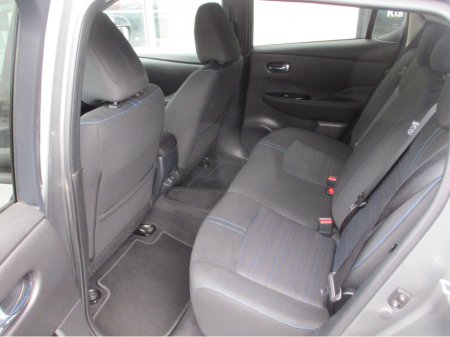 2022 Nissan Leaf - thumbnail 12