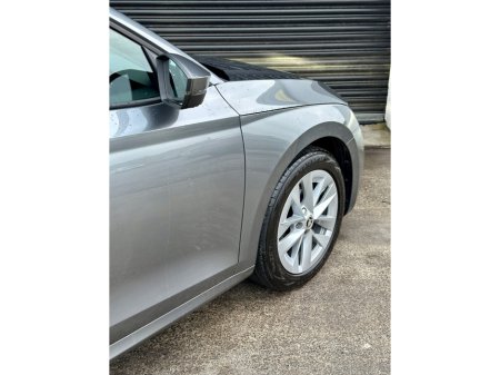 2024 Skoda Octavia OCTAVIA AMB 2.0TDI 115HP €30,995 thumbnail