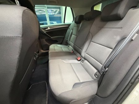 2018 Volkswagen Golf - thumbnail 28