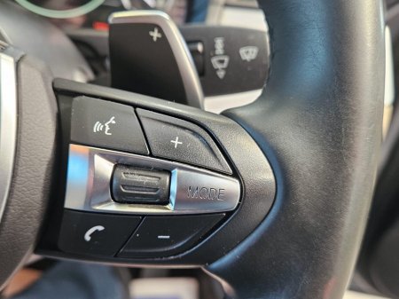 2016 BMW 5 Series - thumbnail 9