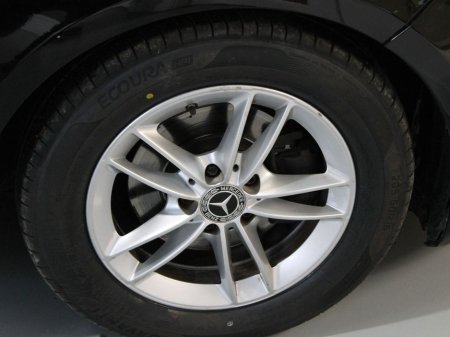 2019 Mercedes-Benz A Class A 180 d D Style 5DR Auto €23,499 thumbnail