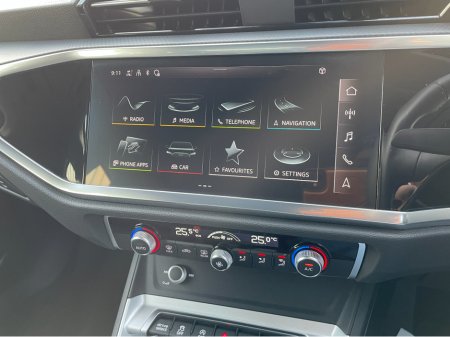 2024 Audi Q3 35 TDI 150HP S-TRONIC SE AUTO €41,995 thumbnail