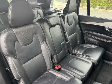 2023 Volvo XC90 - thumbnail 10