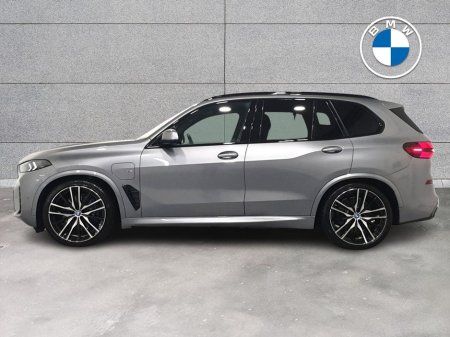 2025 BMW X5 xDrive50e M Sport €105,950