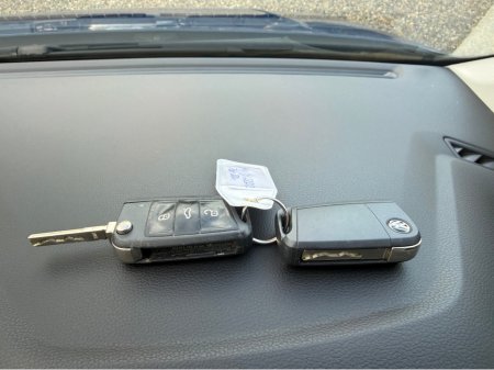 2019 Volkswagen Polo CL 1.0 MANUAL 5SPEED 65HP 5DR €14,950 thumbnail