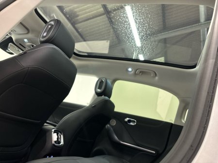 2025 Smart #1 SMART #1 Pro+ Electric Panoramic Sunroof - 360 camera - Reversing Camera - Sports Seats €26,950 thumbnail