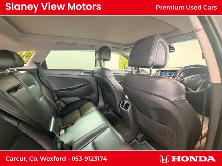 2016 Hyundai Tucson 2.0 SE NAV 4WD 185PS 5DR AUTO €12,950 thumbnail