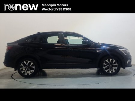 2022 Renault Arkana ICONIC E-TECH HYBRID 145 AUTO €21,595 thumbnail