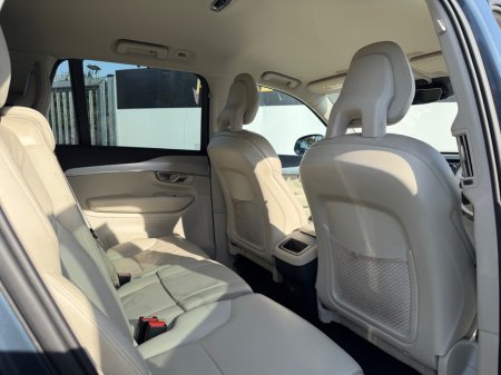 2017 Volvo XC90 - thumbnail 17