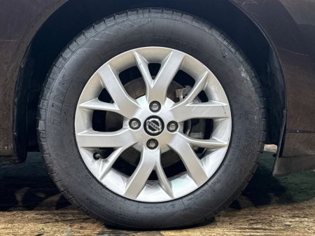 2019 Nissan Note E-POWER HYBRID - FACTORY ALLOYS - 360 CAMERA - PUSH START/STOP BUTTON €12,450 thumbnail