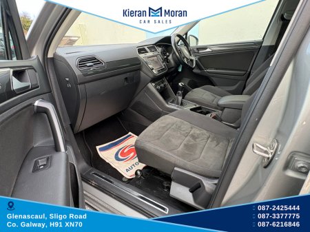 2016 Volkswagen Tiguan - thumbnail 10