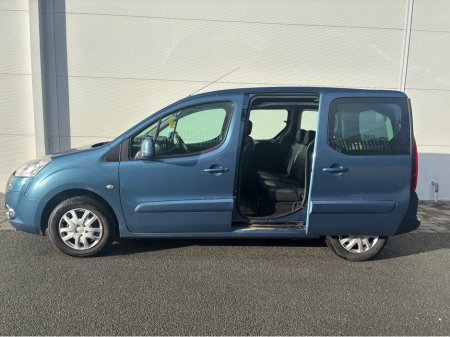 2014 Peugeot Partner 1.6 HDI TEPEE S 92PS 5 SEATS 5DR 92 €5,995 thumbnail