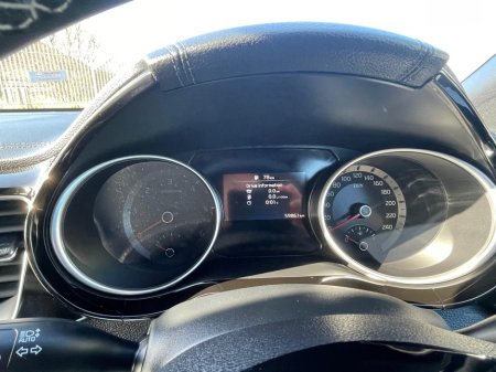 2024 Kia Ceed 1.6 D MHEV GTL MY23 5 €28,000 thumbnail