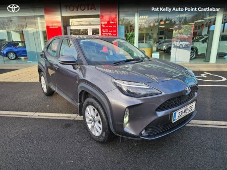 2023 Toyota Yaris Cross YARIS CROSS LUNA €27,900 thumbnail