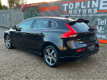 2016 Volvo V40 == AUTO//FULL LEATHER//LOW KMS//LIKE NEW== €14,950 thumbnail