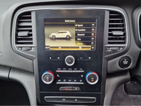 2017 Renault Megane LOW MILEAGE-1.2 DYNAMIQUE-HIGH SPEC €10,950 thumbnail