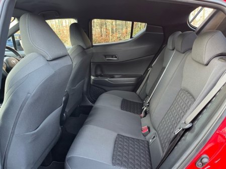 2022 Toyota C-HR 1.8 HYBRID SPORTMONO 4DR SPORT AUTO €26,950 thumbnail