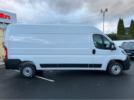 2026 Citroen Relay 35 L3 H2 BlueHDi 140  6MT ( Price Ex vat) €33,285 thumbnail