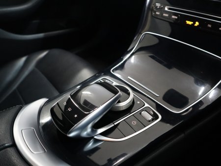 2015 Mercedes-Benz C Class *12* C SERIES BLUETEC SPORT 4DR AUTO €13,995 thumbnail