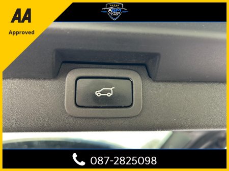 2020 Land Rover Discovery - thumbnail 12