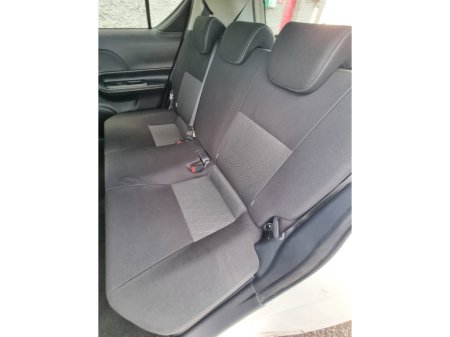 2018 Toyota Aqua - thumbnail 17