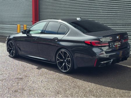 2021 BMW 5 Series - thumbnail 13