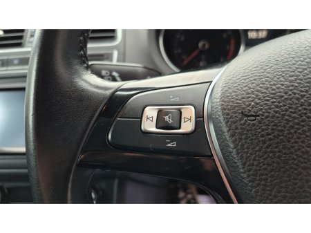 2016 Volkswagen Polo - thumbnail 24