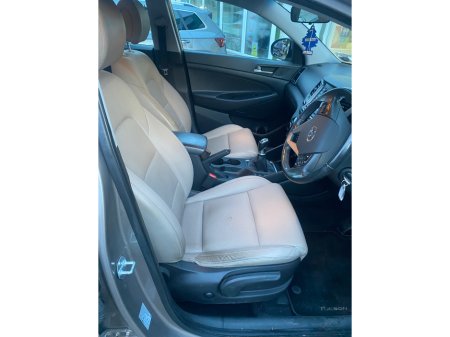 2018 Hyundai Tucson IX35 1.7 COMFORT 5DR €15,500 thumbnail