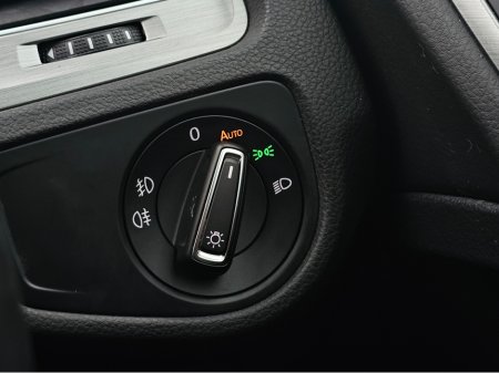 2014 Volkswagen Golf - thumbnail 15