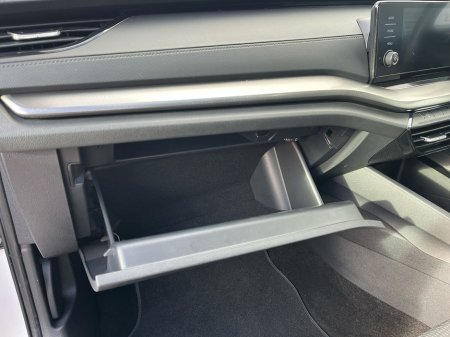 2022 Skoda Octavia - thumbnail 14