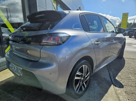 2023 Peugeot 208 1.2 Puretech 75 bhp Active €16,900