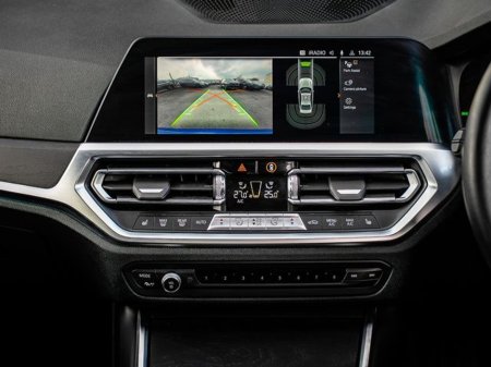 2022 BMW 3 Series - thumbnail 18