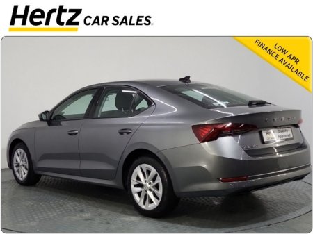 2024 Skoda Octavia AMBITION 110HP Petrol Manual €25,745 thumbnail