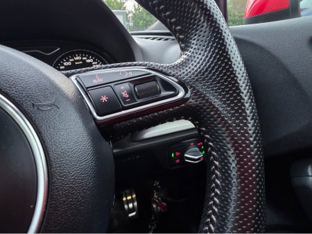 2015 Audi A3 SALOON S-LINE EDITION REVERSING CAMERA / PARKING SENSORS - DRIVE MODE - LOW TAX BAND €16,450 thumbnail