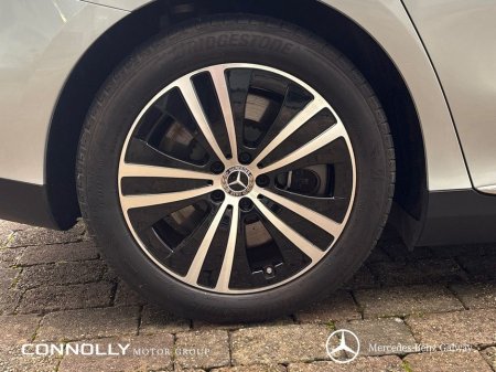 2025 Mercedes-Benz EQE - thumbnail 7