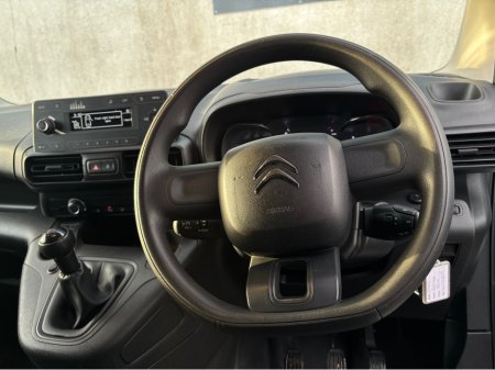 2020 Citroen Berlingo K9 LX 1.5 BLUEHDI 75 650KG M 3 €10,950 thumbnail