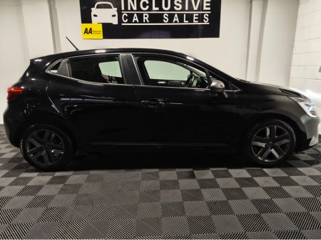 2022 Renault Clio - thumbnail 19