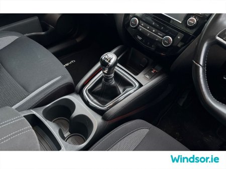 2018 Nissan Qashqai - thumbnail 13