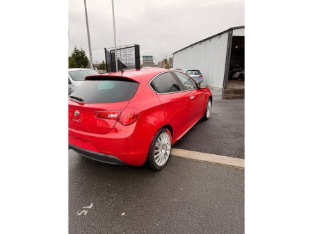 2016 Alfa Romeo Giulietta 1.4TB 120hp Giulietta €9,500 thumbnail