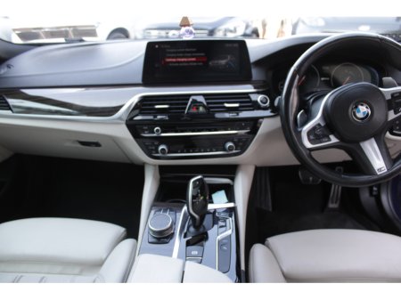 2019 BMW 5 Series - thumbnail 18